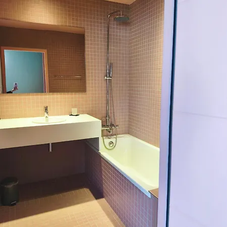 ღ Des Astres 850 M2 - Piscine, Jacuzzi, Sauna, Hammam, & Salle De Cinema