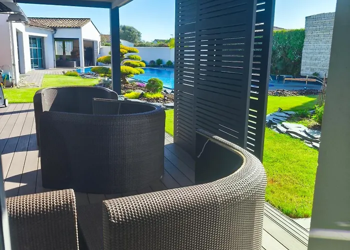 ღ Des Astres 850 M2 - Piscine, Sauna, Hammam, & Salle De Cinema *